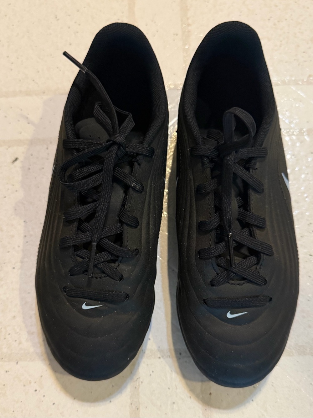 Nike Black Athletic Soccer Cleats size 4.5Y